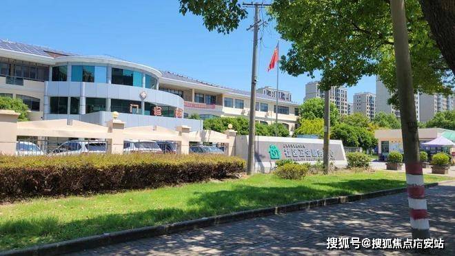 迎您-小区环境-户型-价格-地址-楼盘详情-周边配套-售楼处电话-交房时间九游会J9安联虹悦(售楼处)首页网站-安联虹悦销售中心(营销中心)-楼盘欢(图14)